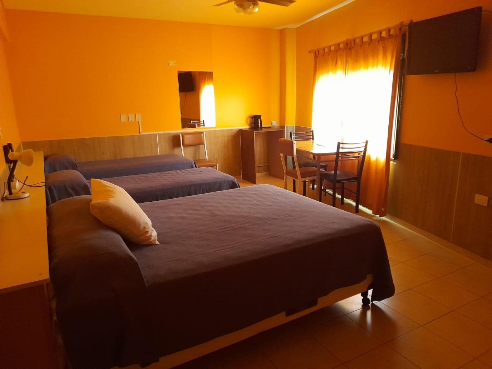 Bari Hotell Capdevila Exteriör bild